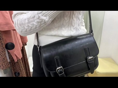❤️ Publiekelijke masturbatie van jonge teef FeralBerry met een dildo in de paskamer Harde porno at porn nl.rassadakubani.ru ﹏