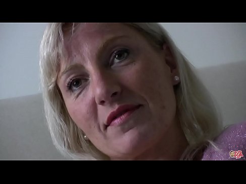 ❤️ De moeder die we allemaal neukten... Dame, gedraag je! Harde porno at porn nl.rassadakubani.ru ﹏